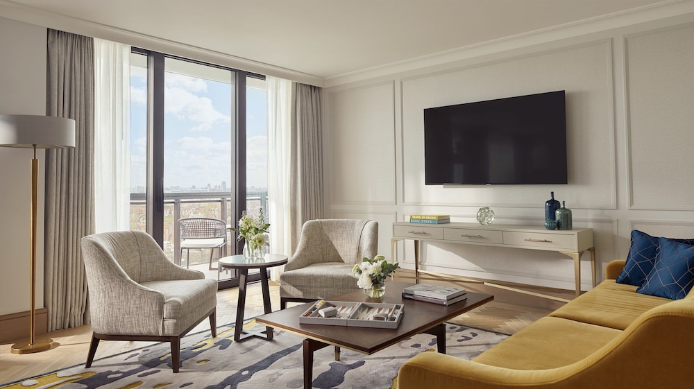 Jumeirah Carlton Tower 7