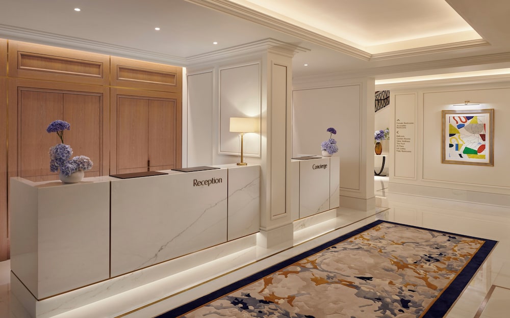Jumeirah Carlton Tower 3