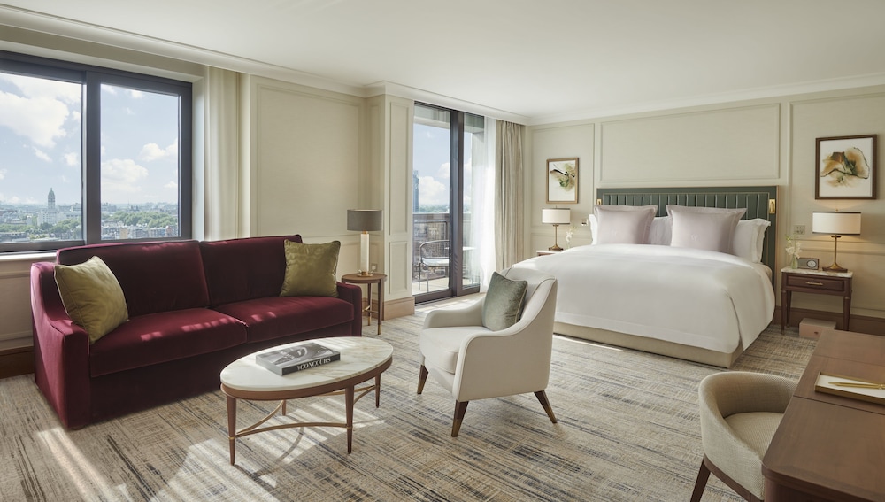 Jumeirah Carlton Tower 9