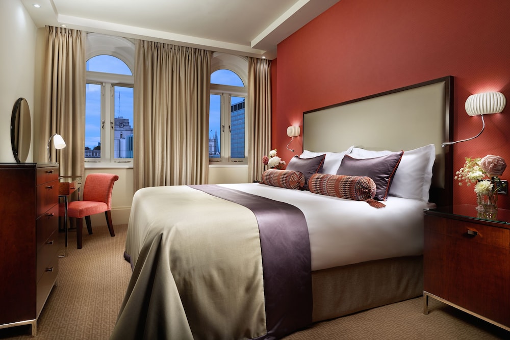 Taj 51 Buckingham Gate Suites and Residences, London 14