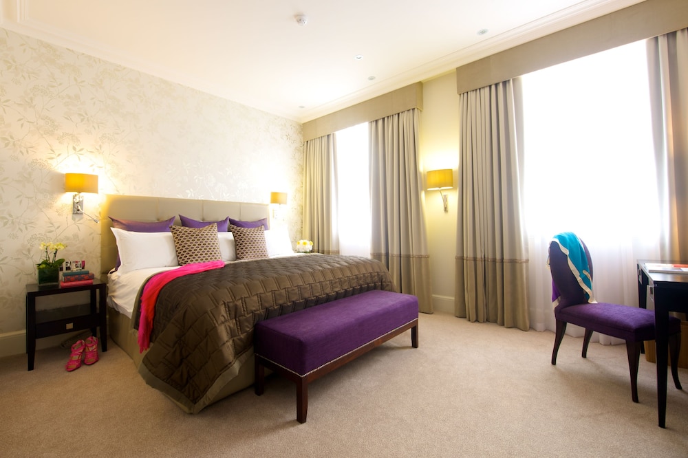 Taj 51 Buckingham Gate Suites and Residences, London 17