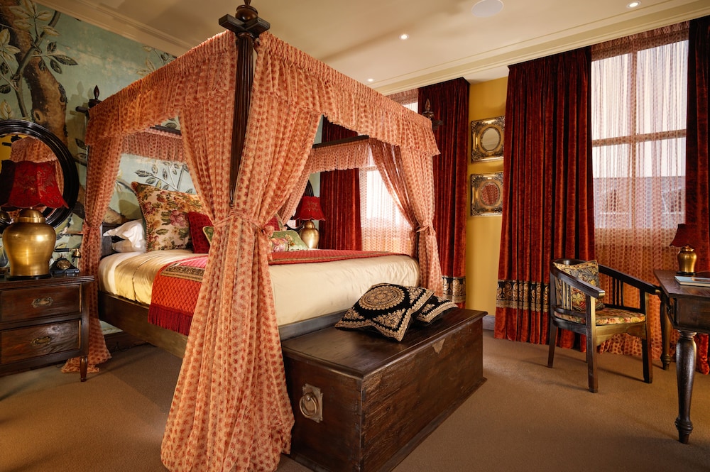 Taj 51 Buckingham Gate Suites and Residences, London 21