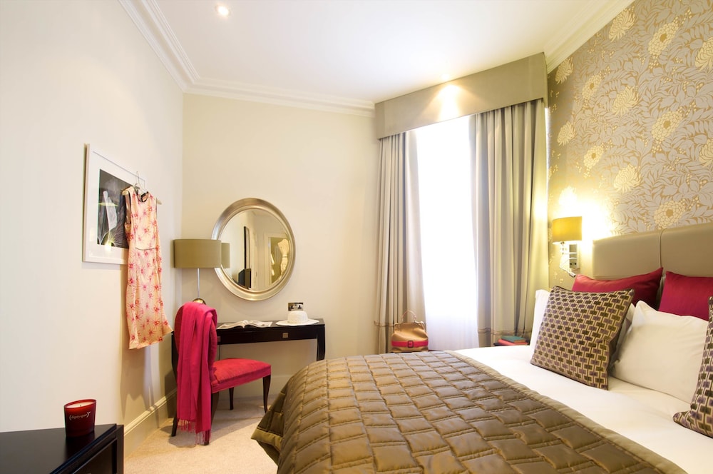 Taj 51 Buckingham Gate Suites and Residences, London 10