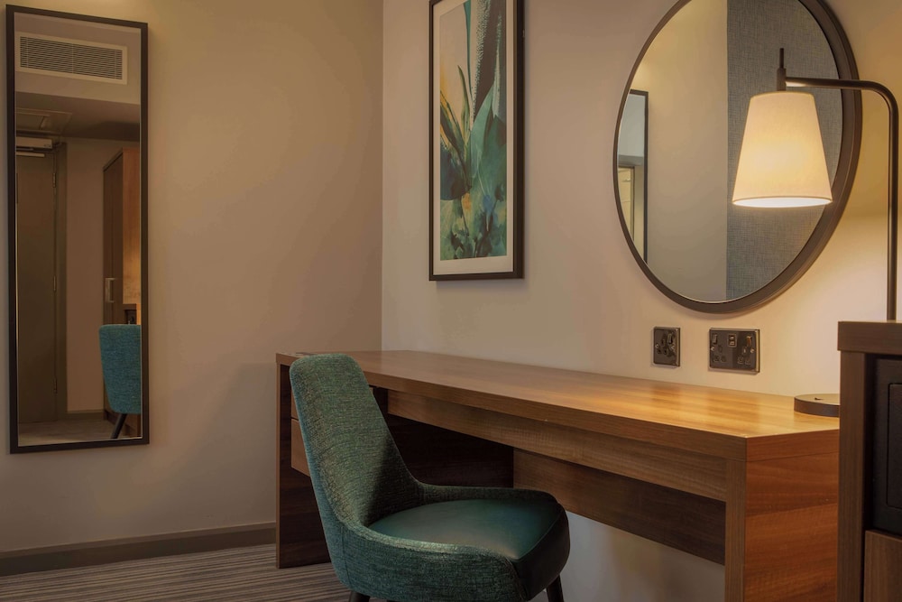 DoubleTree by Hilton Hotel London - Chelsea 11