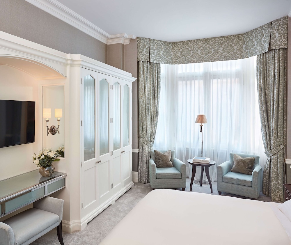 The Connaught 16
