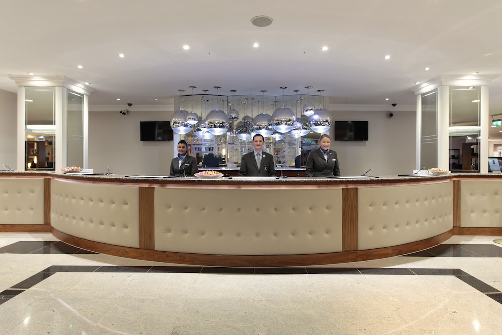 Renaissance London Heathrow Hotel 3