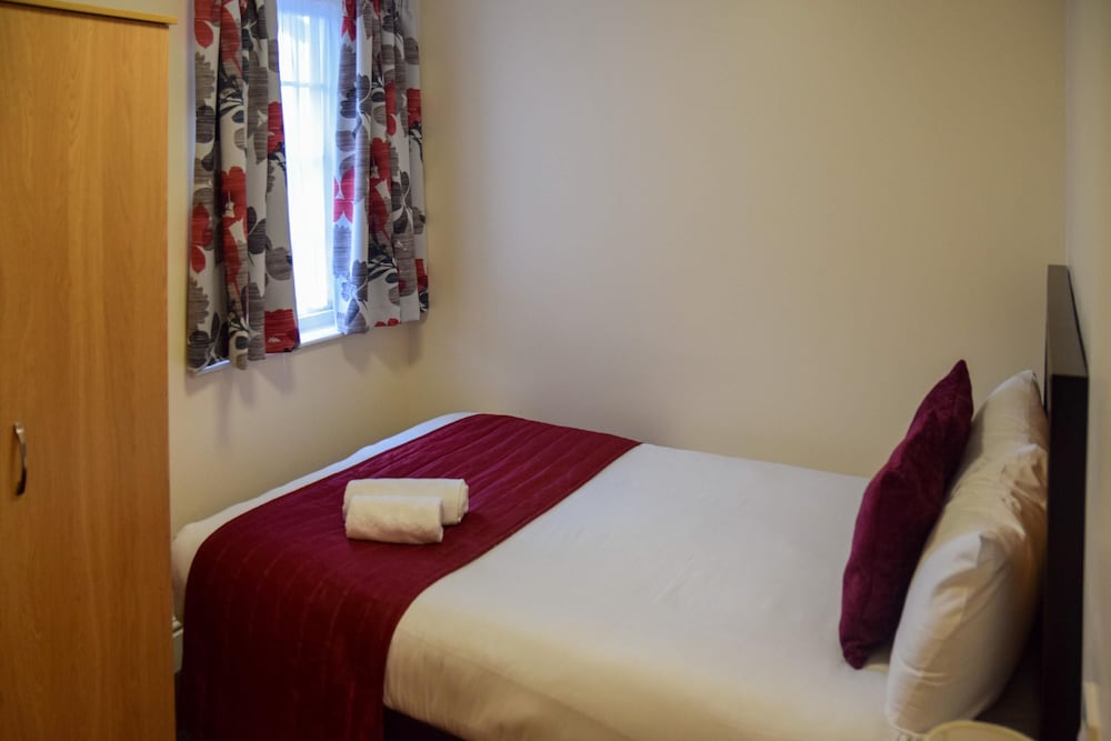 Europa Gatwick Hotel & Spa 16