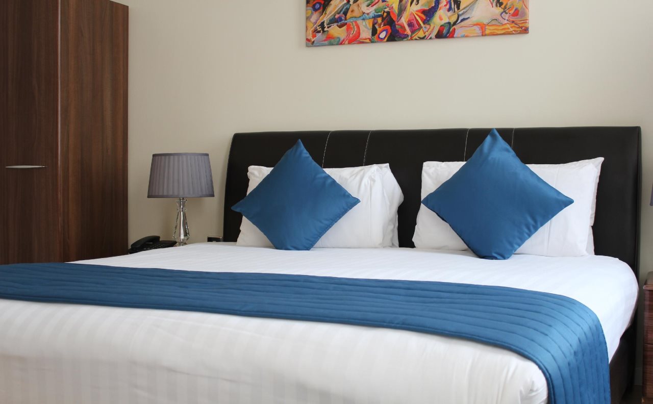 Grand Plaza Serviced Apartments Hyde Park 2