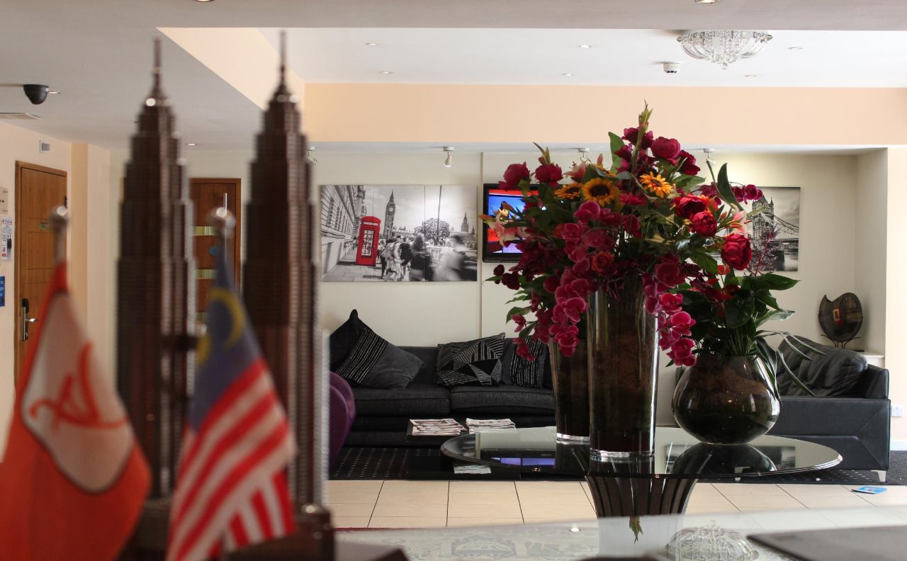 Grand Plaza Serviced Apartments Hyde Park 8