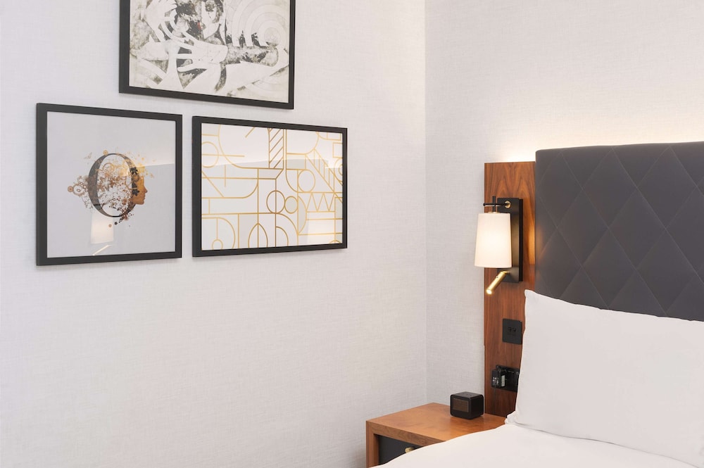 Hilton London Olympia 23