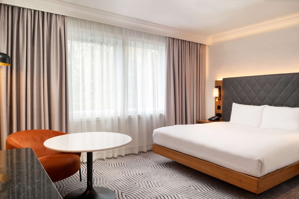 Hilton London Olympia 16