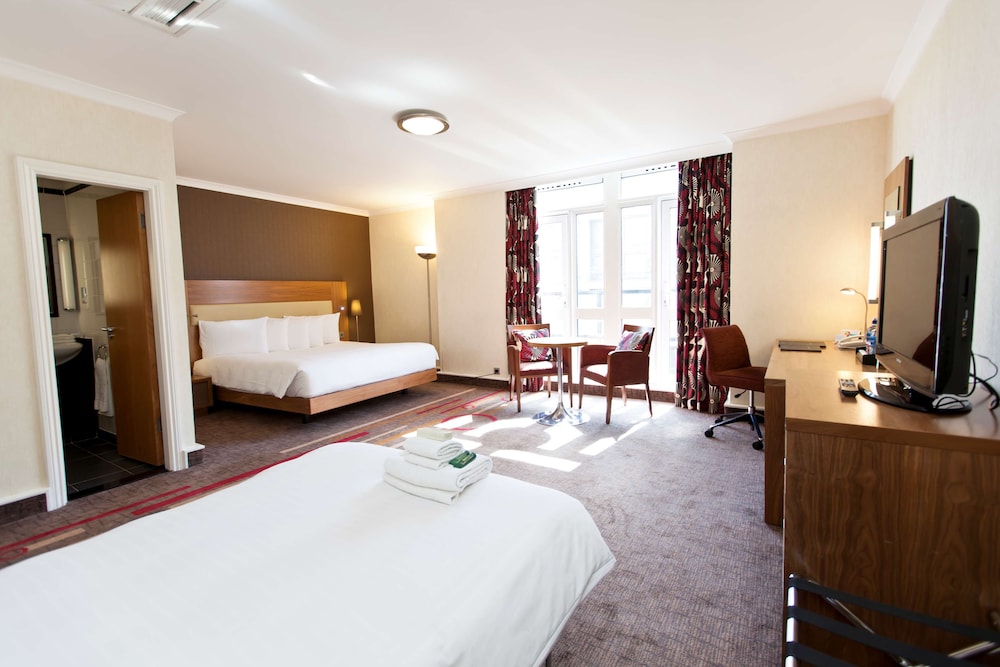 Hilton London Olympia 21