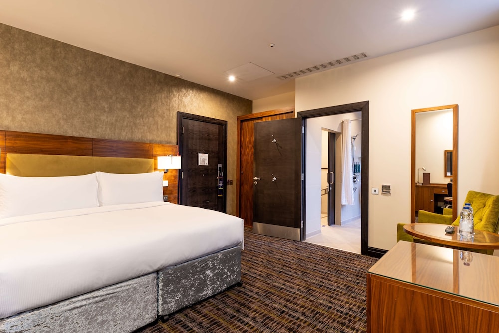 DoubleTree by Hilton Hotel London - West End 13