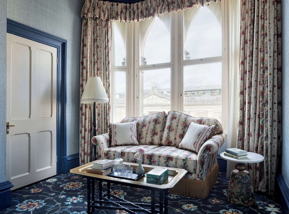 The Randolph Hotel Oxford, a Graduate by Hilton 24