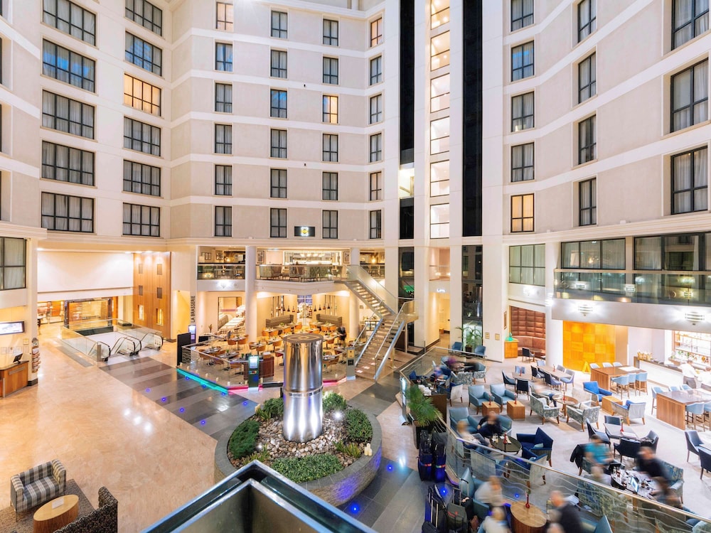 Sofitel London Gatwick 1