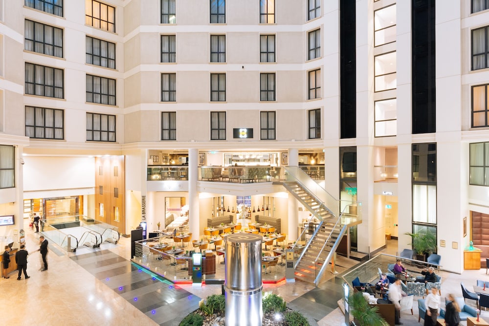 Sofitel London Gatwick 3