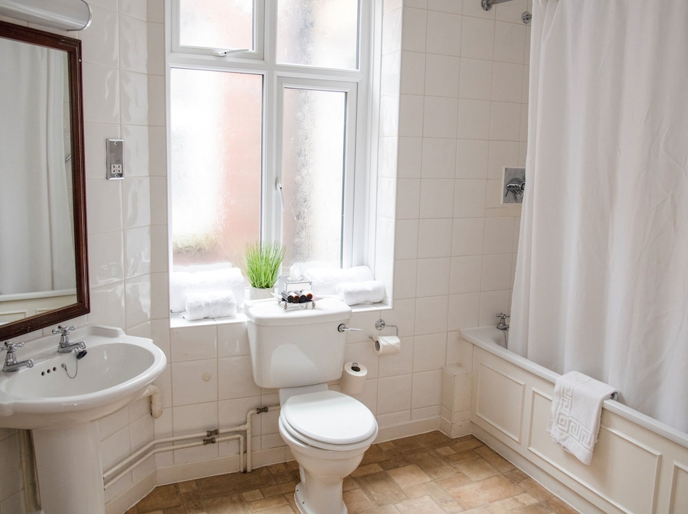 Hamlet Hotels Maidstone 21