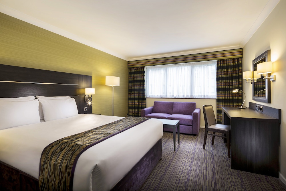 Holiday Inn London Gatwick - Worth 13