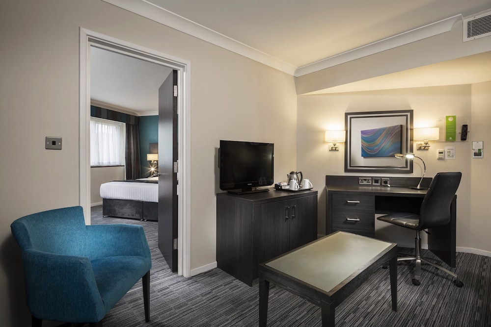 Holiday Inn London Gatwick - Worth 11