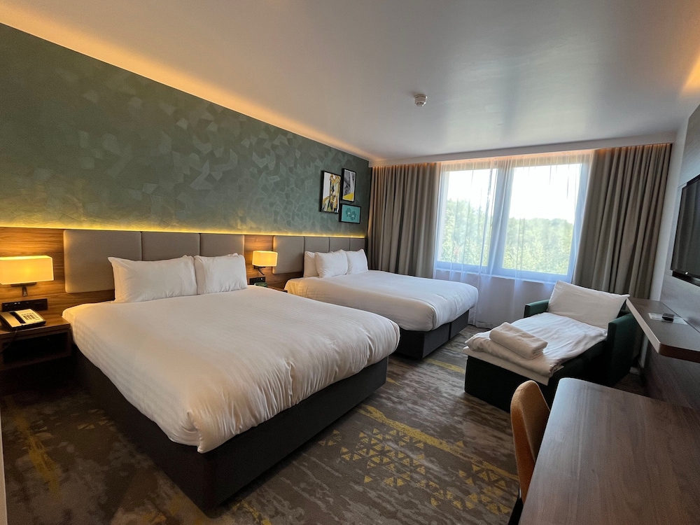 Holiday Inn London Gatwick - Worth 12