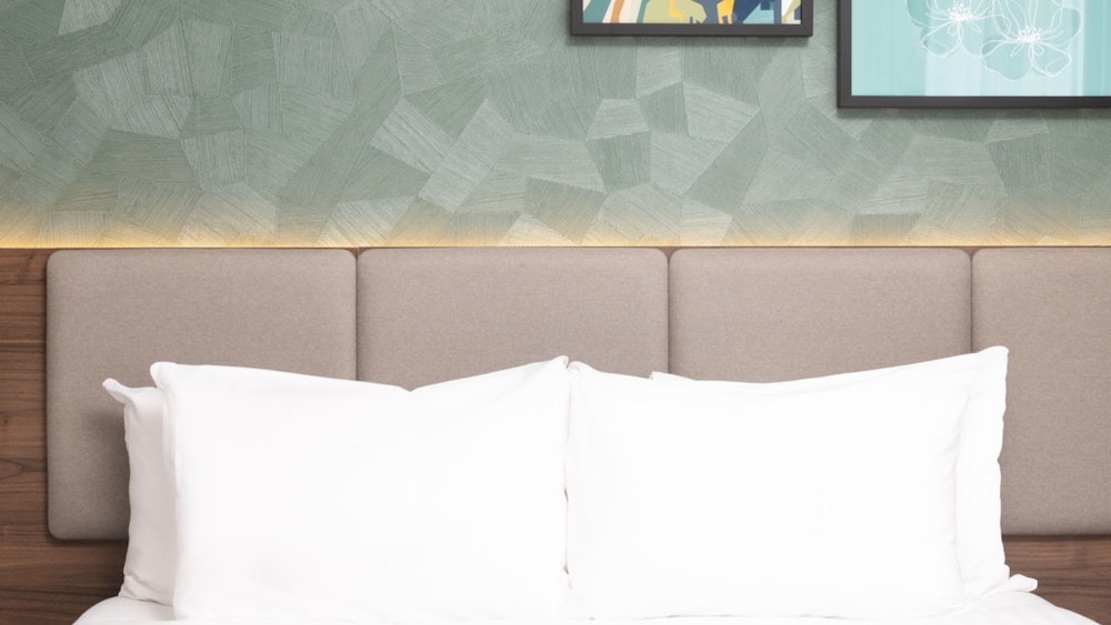 Holiday Inn London Gatwick - Worth 17