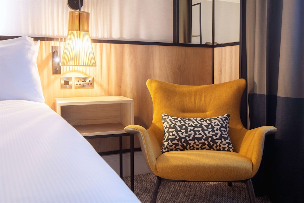 DoubleTree by Hilton London Elstree 22