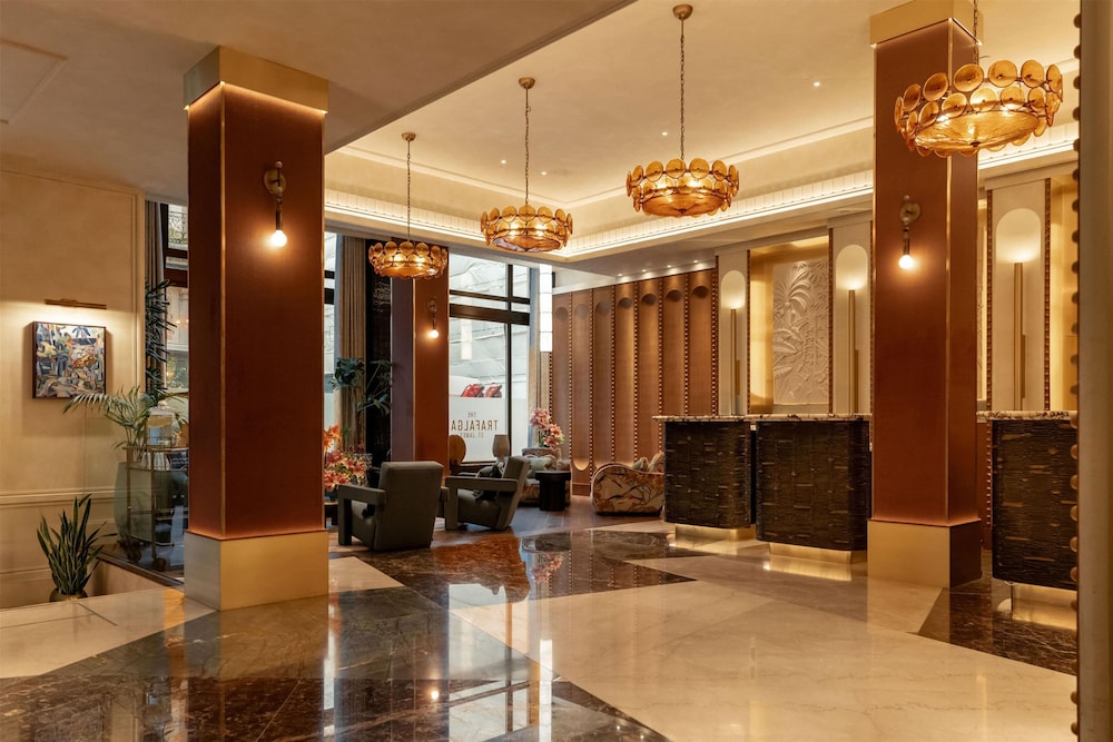 The Trafalgar St. James London, Curio Collection by Hilton 3