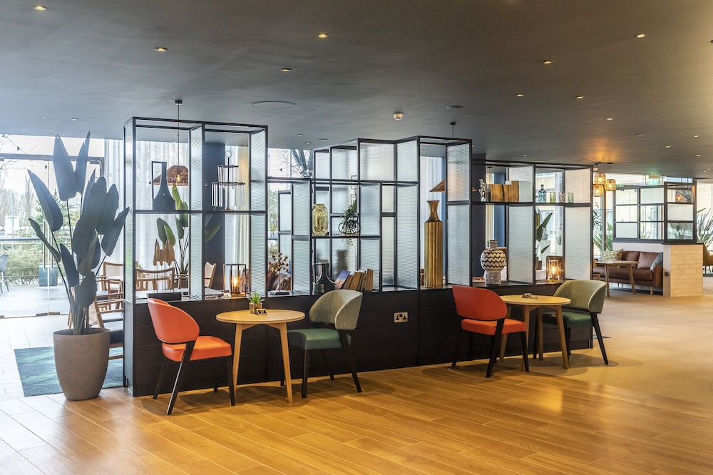 Holiday Inn Oxford 5