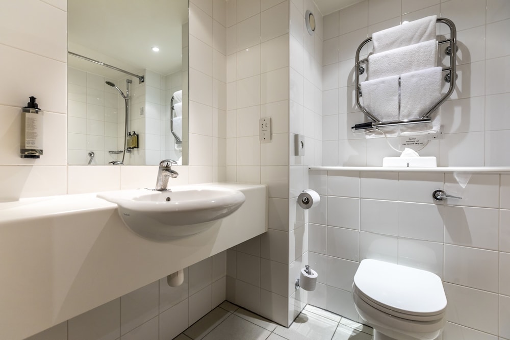 Holiday Inn Oxford 9