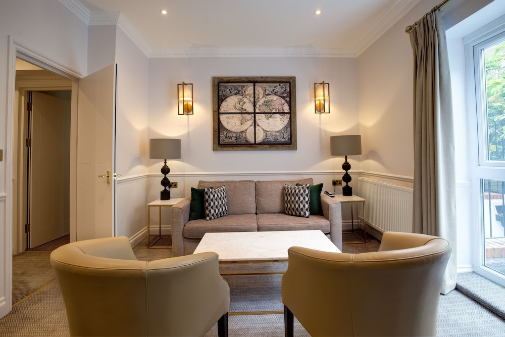 Collingham Serviced Apartments 23