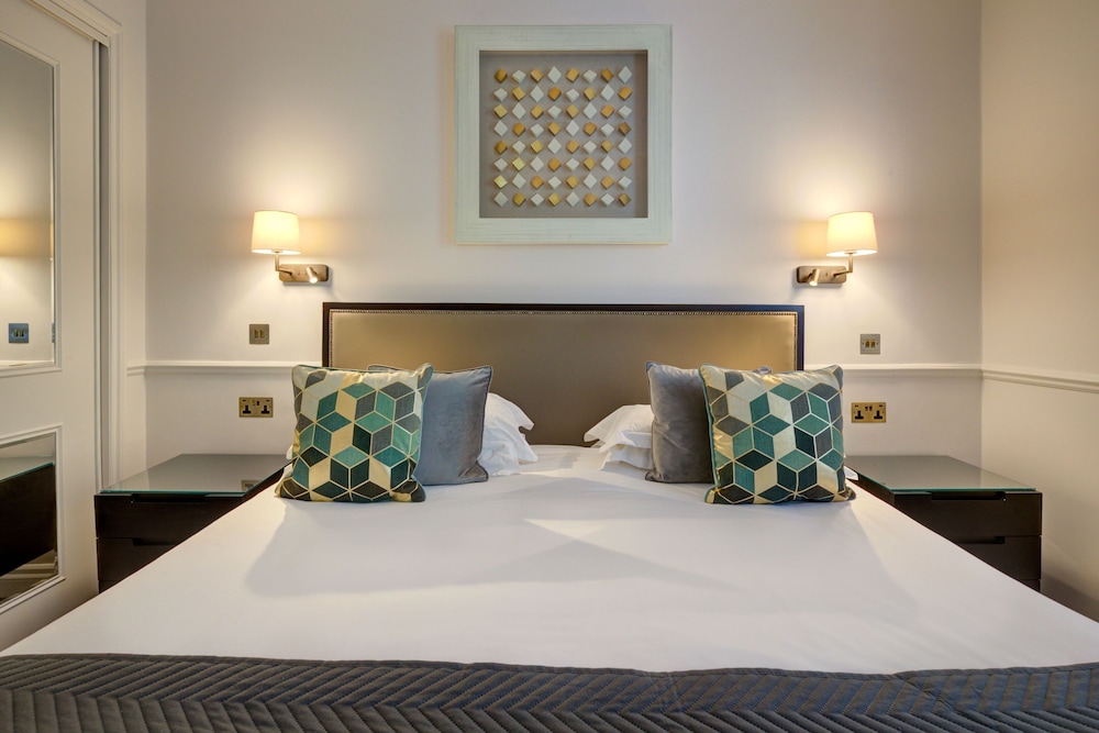Collingham Serviced Apartments 7