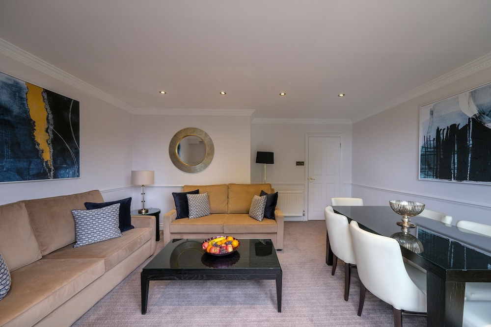 Collingham Serviced Apartments 17