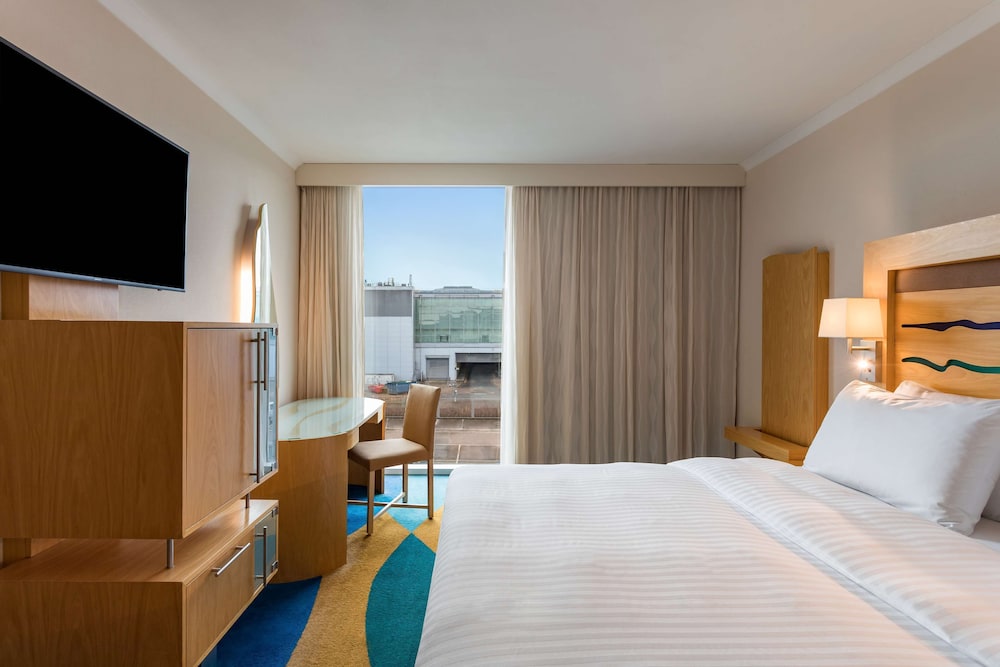 Radisson Blu Hotel, London Stansted Airport 11