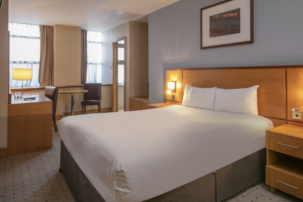 The Crown London Hotel 19