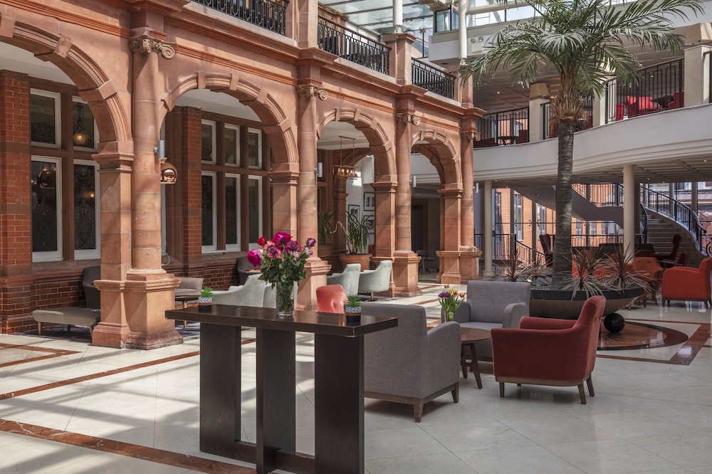 The Crown London Hotel 7