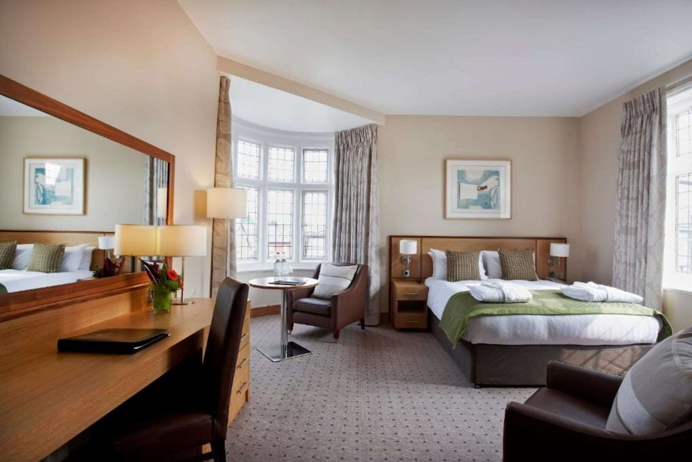 The Crown London Hotel 15
