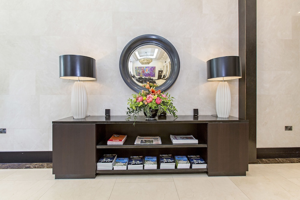 130 Queen's Gate 2