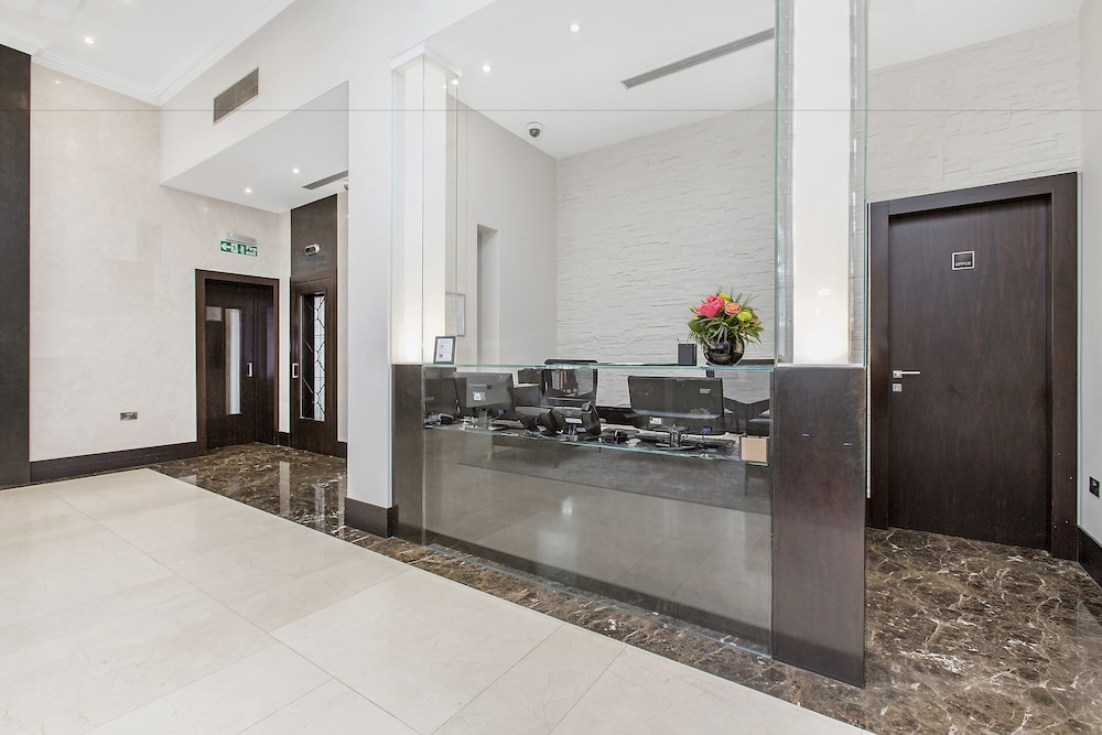 130 Queen's Gate 4