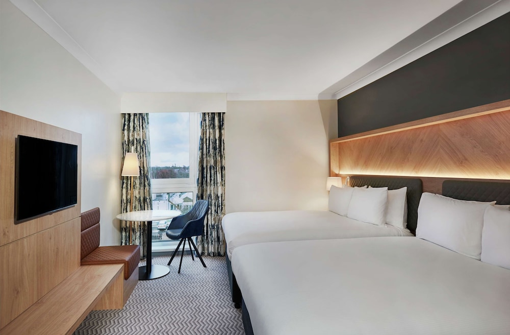Hilton Croydon 17