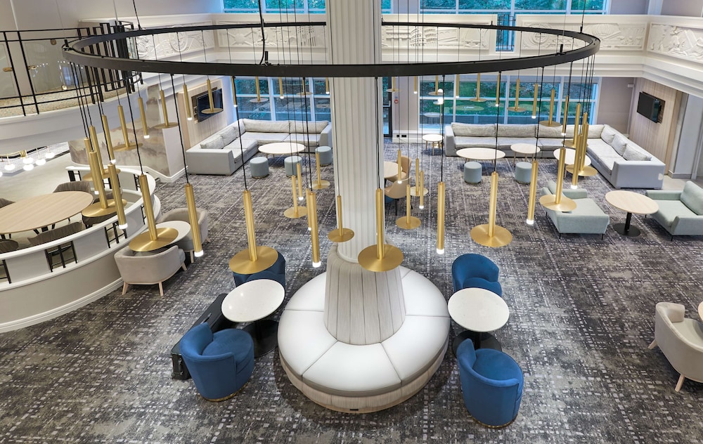 Hilton Croydon 6