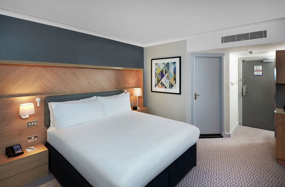 Hilton Croydon 14