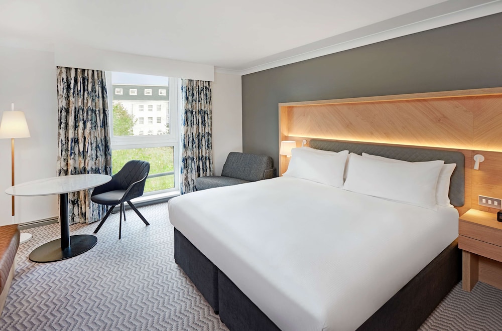 Hilton Croydon 10