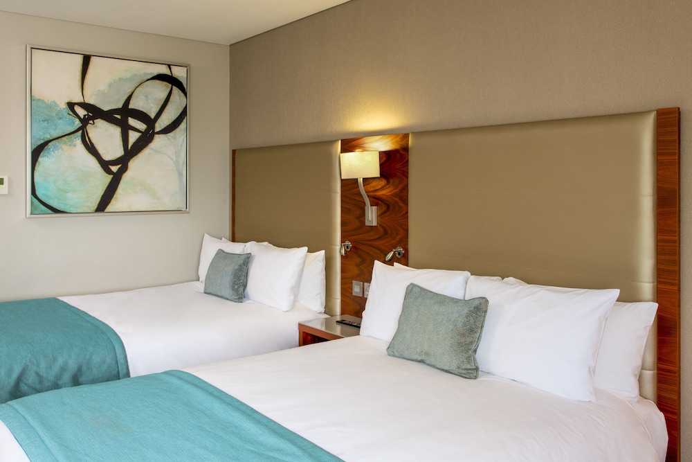 Crowne Plaza London Docklands 24