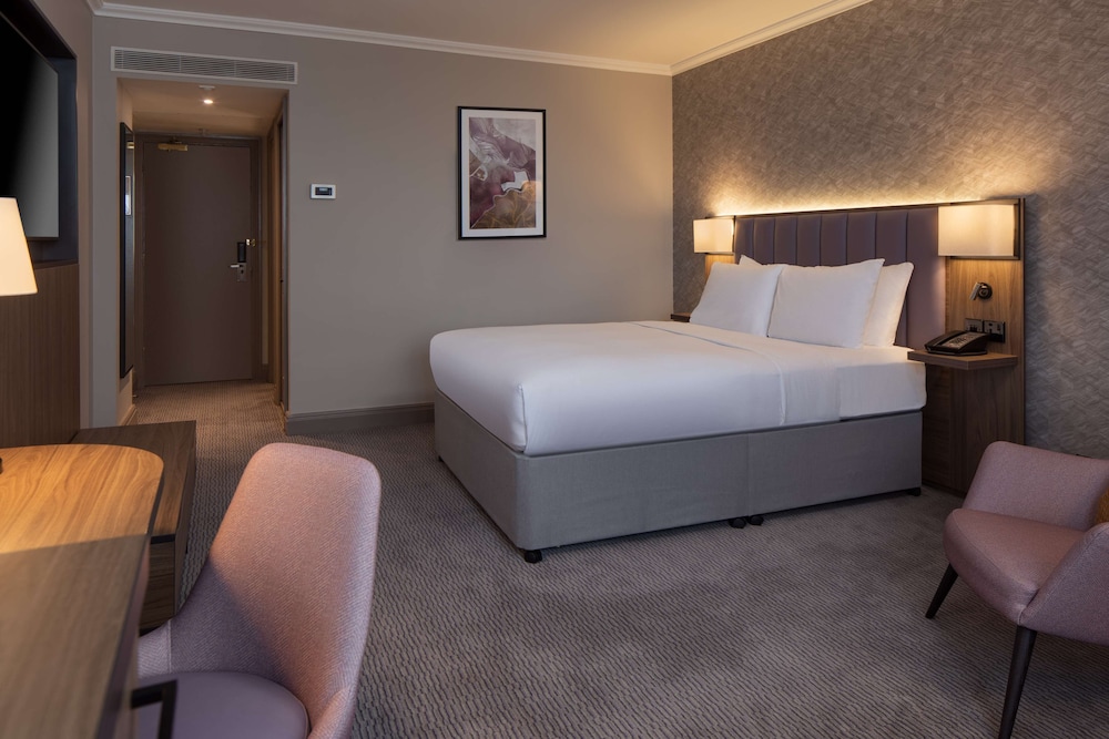 DoubleTree by Hilton Hotel Dartford Bridge 12