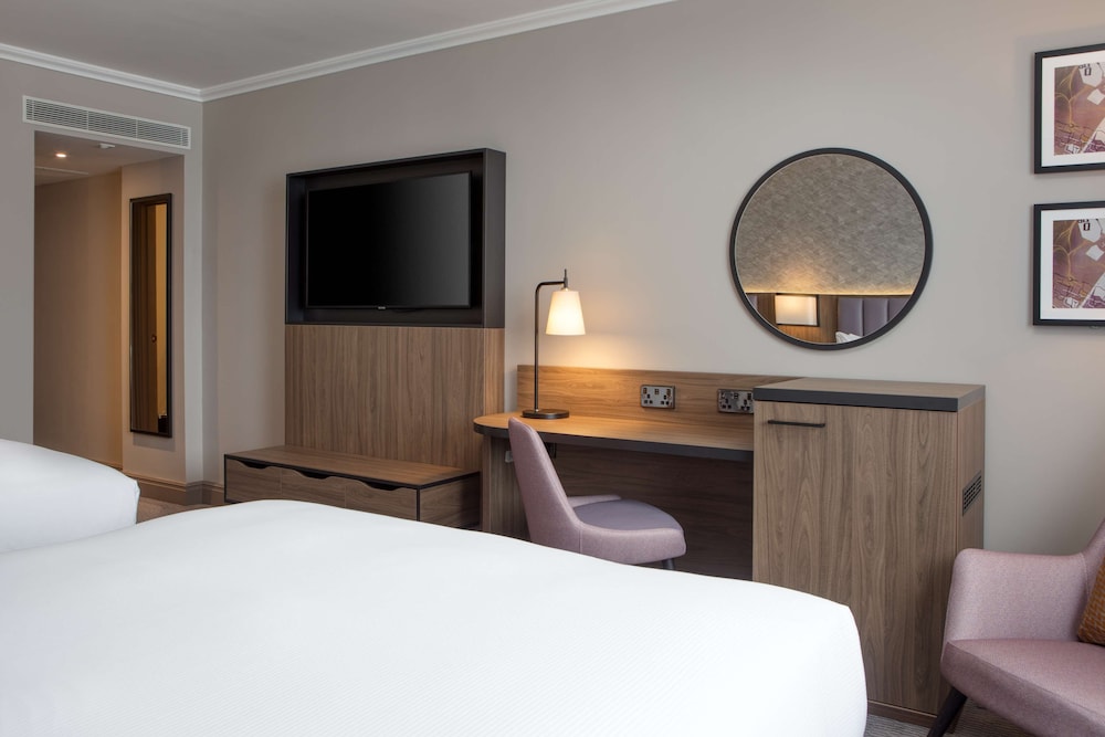 DoubleTree by Hilton Hotel Dartford Bridge 19