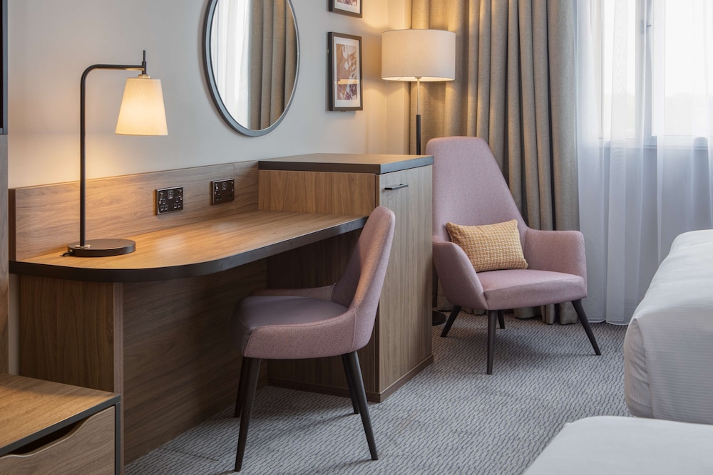 DoubleTree by Hilton Hotel Dartford Bridge 18