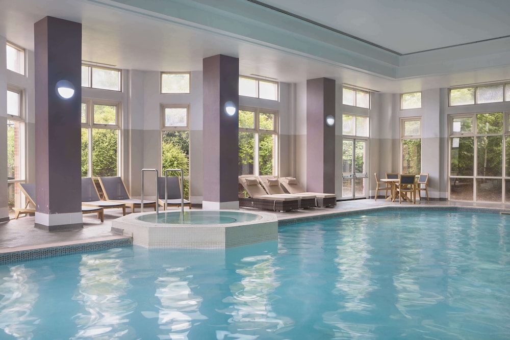 DoubleTree by Hilton Hotel Dartford Bridge 1