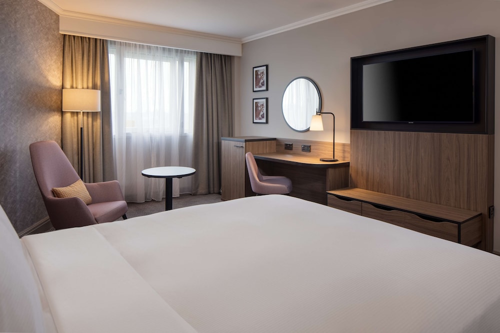 DoubleTree by Hilton Hotel Dartford Bridge 10