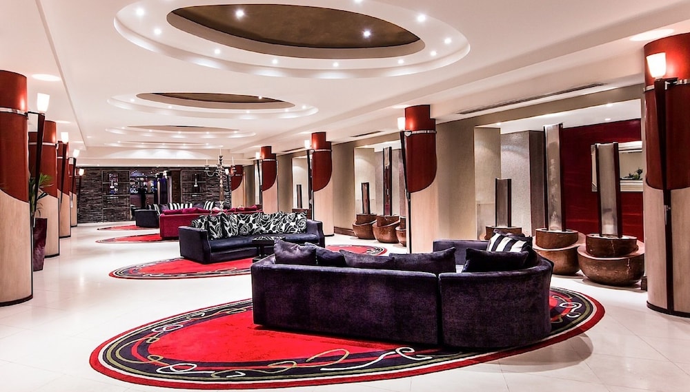 Courthouse Hotel London Soho 2