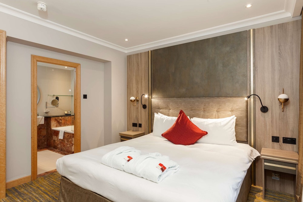 Courthouse Hotel London Soho 6